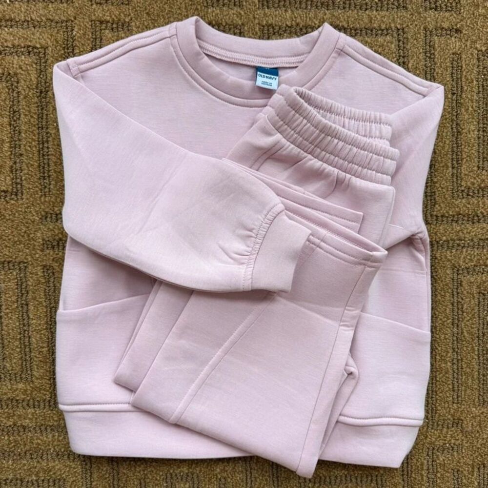 NWT Old Navy Kids Bounce Fleece Crew-Neck & Sweatpants 2-Piece Set